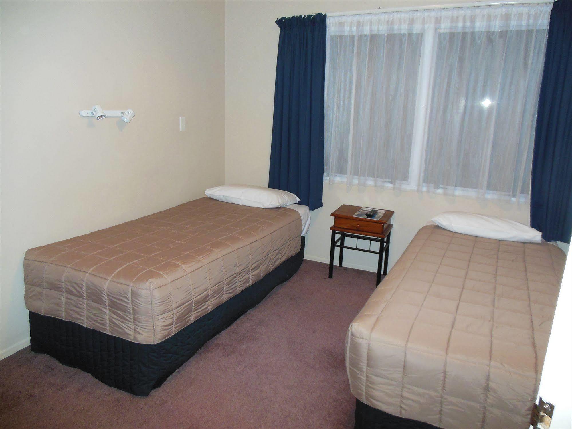 Asure Camelot Arms Motor Lodge Auckland Exteriör bild